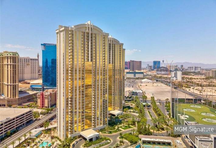 Ośrodek wypoczynkowy dla 4 osób, z sauna i jacuzzi oraz basen i ogród w Paradise (Las Vegas)