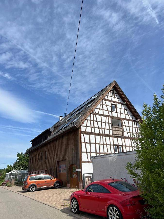 Ferienwohnung für 4 Personen, mit Terrasse und Garten sowie Sauna und Ausblick in Bad Teinach-Zavelstein