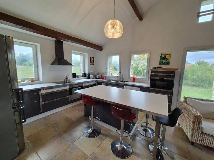 Location de vacances pour 9 personnes, avec terrasse et jardin, animaux acceptés à Fondamente - 2