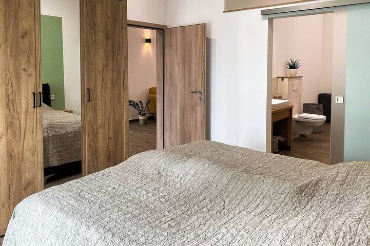Lodge für 11 Personen, mit Whirlpool und Garten sowie Sauna in der Stuttgart Region - 2