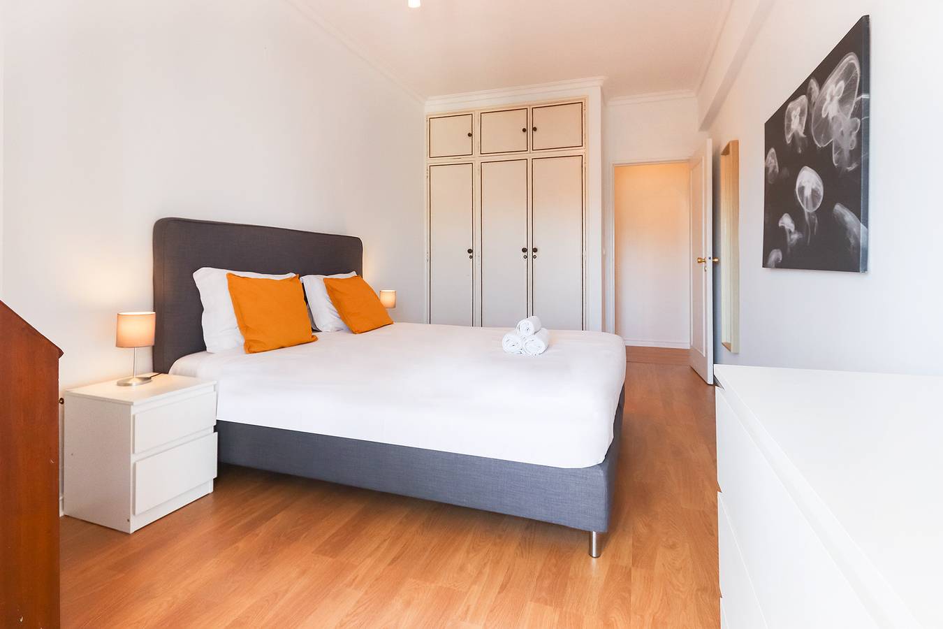 Ganze Wohnung, Ferienwohnung für 8 Personen mit Balkon in Costa de Lisboa