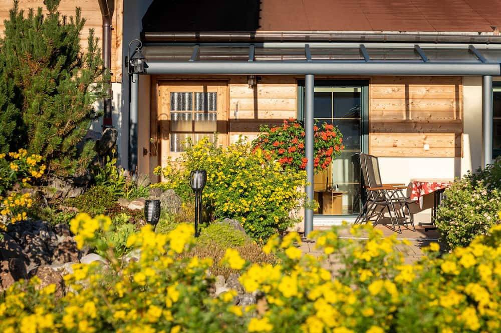 Ganze Wohnung, Chalet Ferienhaus 13 - Almdorf Tirol in Grän, Allgäuer Alpen (Österreich)