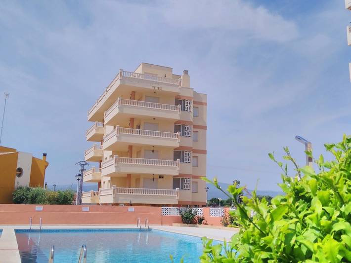 Bungalow für 6 Personen, mit Pool und Terrasse sowie Garten in Peñiscola