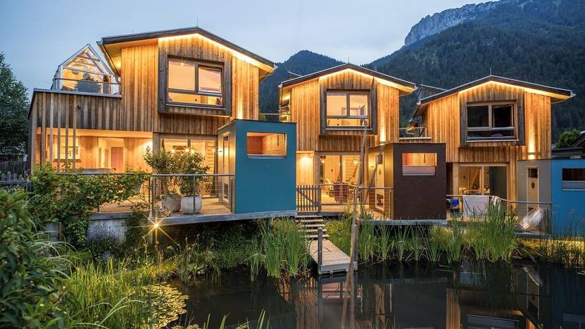Vakantiewoning voor 10 personen, with sauna and balkon as well as tuin and whirlpool, kindvriendelijk in Waidring