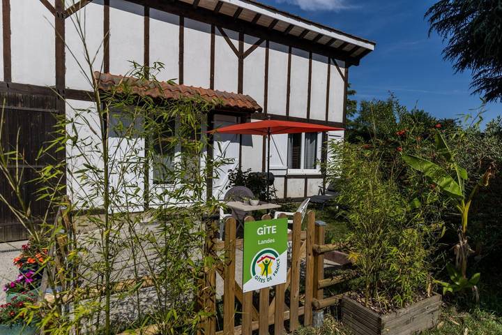 Gîte pour 2 personnes, avec Terrasse ainsi que Jardin et Vue