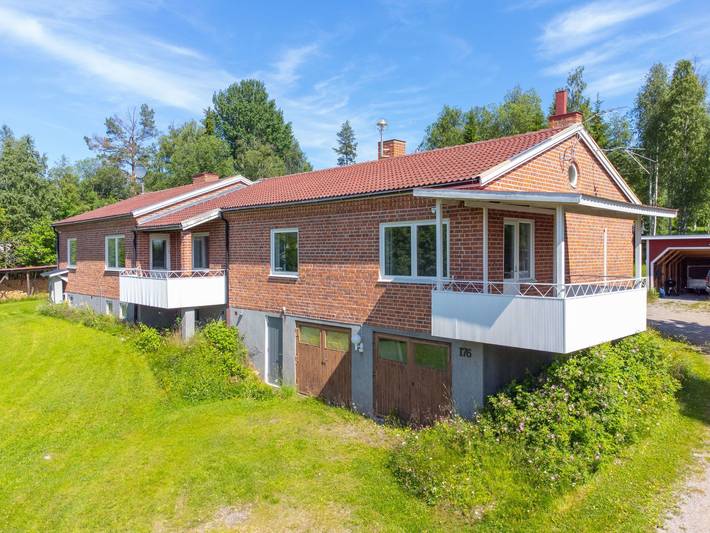 Hus för 10 Personer, med trädgård i Jämtland