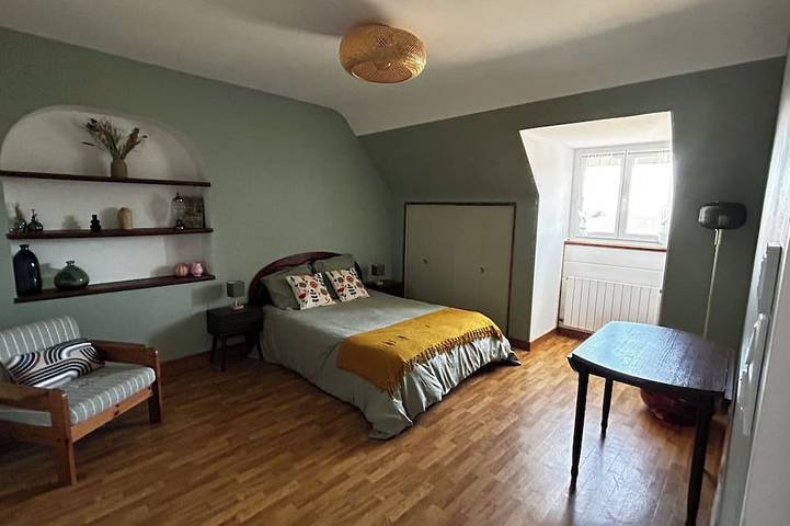 Sleeps 11, close to the sea in Tréogat, Quimper und Umgebung