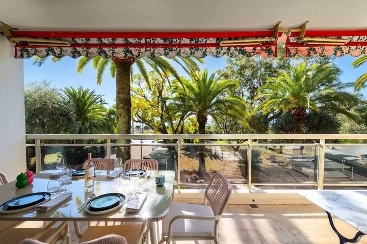Gîte pour 4 personnes, avec terrasse dans Cannes La Bocca - 2