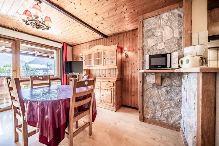 Ganze Wohnung, Apartment 'La Pointe Des Mattes' mit Bergblick, privater Terrasse und Wlan in La Chapelle-d'Abondance, Les Portes du Soleil