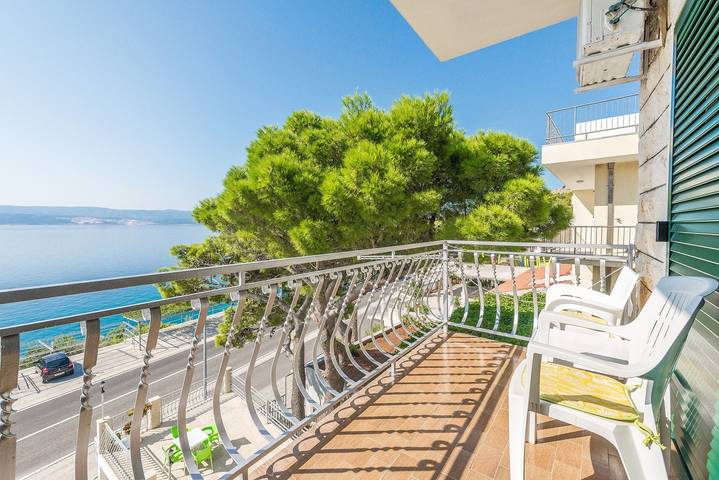Ganze Wohnung, Studio-Apartment Kod Cara A7
 in Lokva Rogoznica, Omis-Riviera