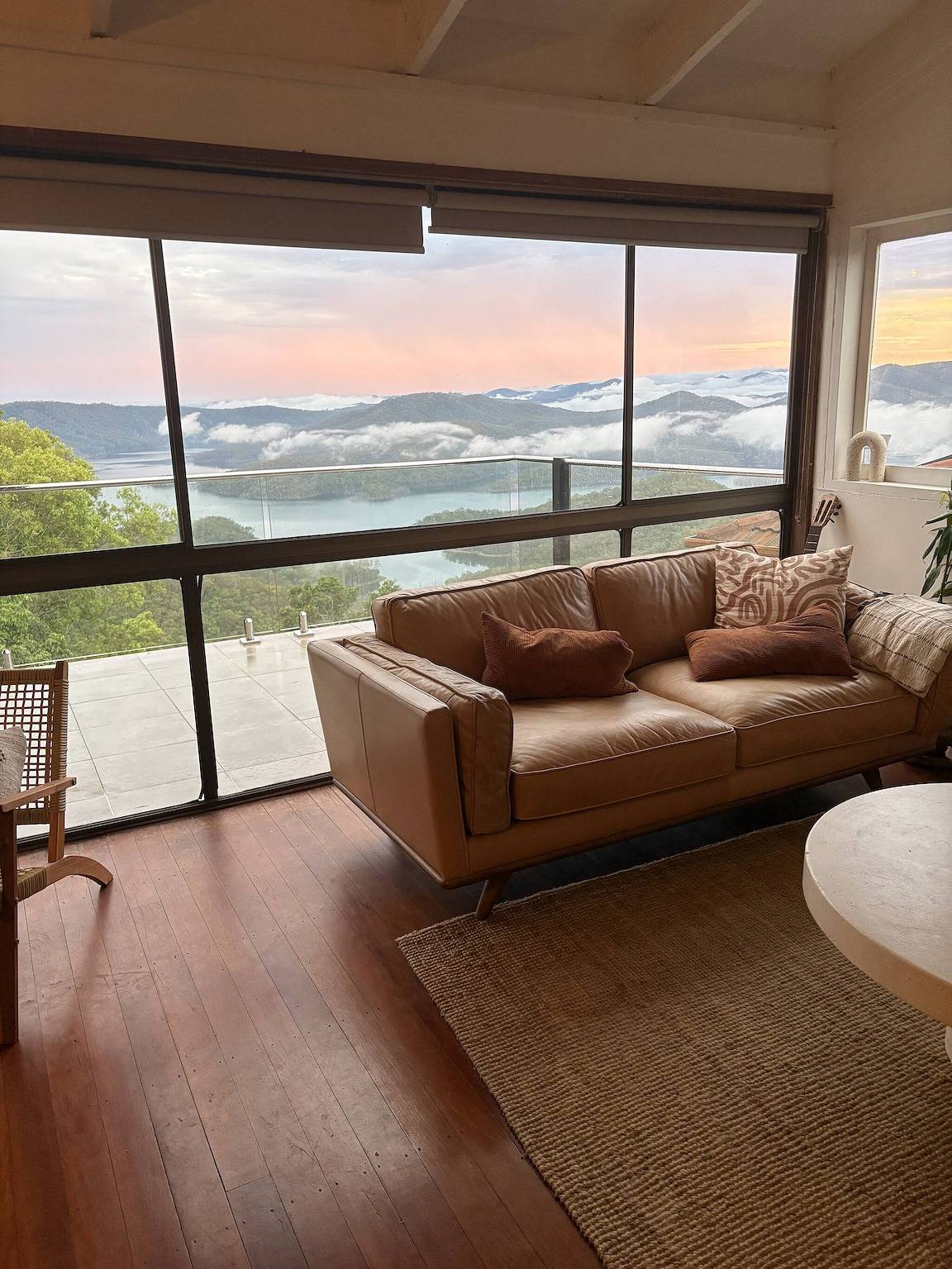 Rodeado de naturaleza con vistas panorámicas a las montañas in Queensland