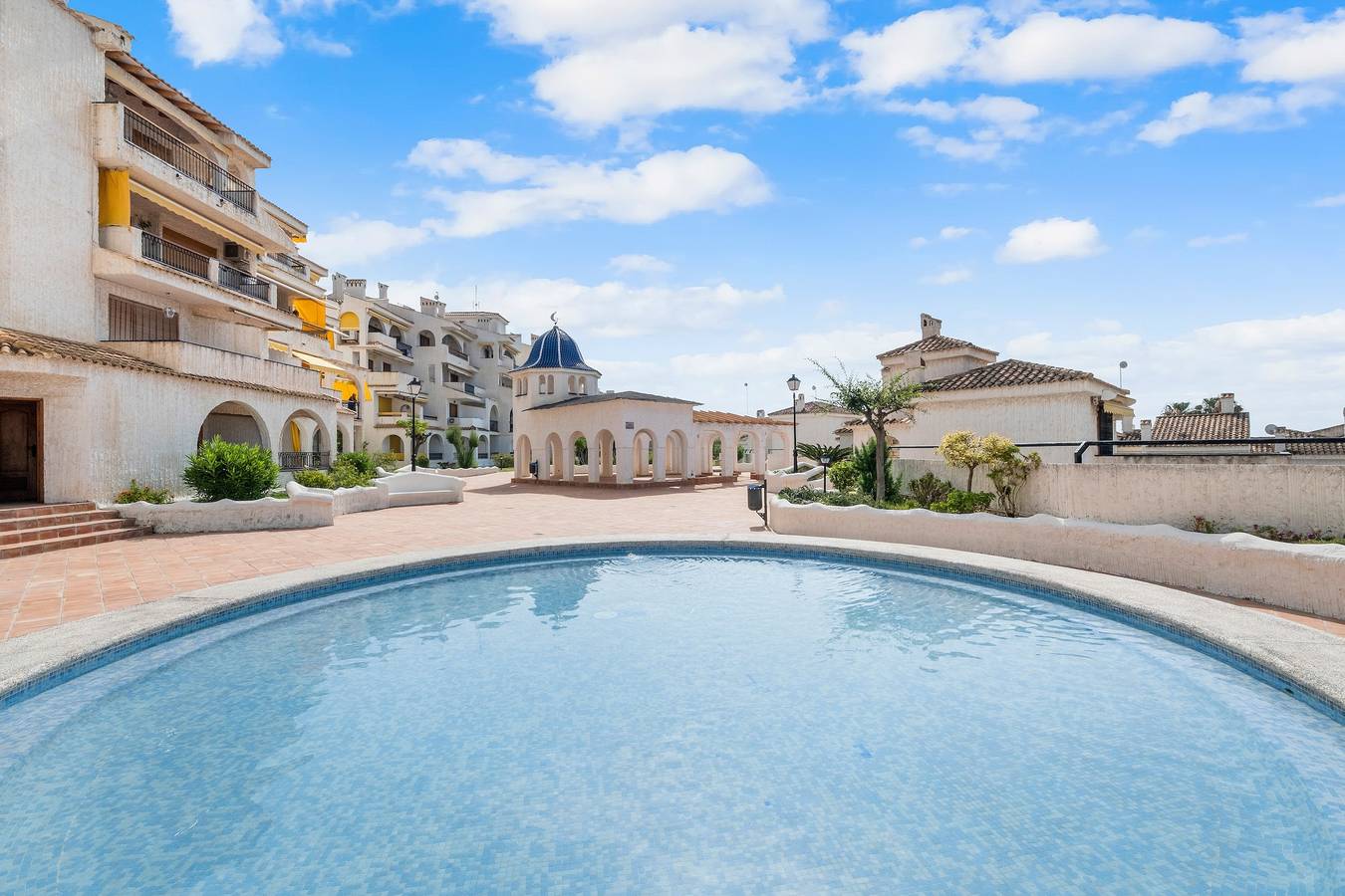 Vakantiehuis 'Casa Varadero' met Gedeeld Zwembad in Santiago Bernabeu, Santa Pola