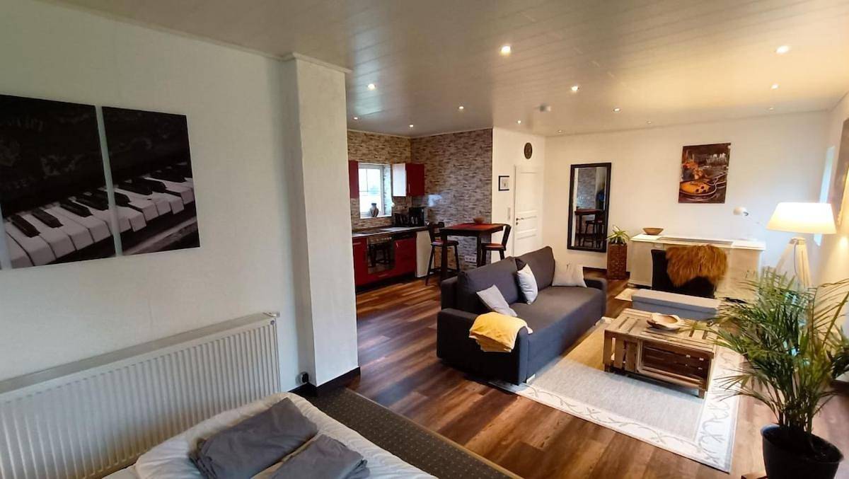 Kleine Landhaus-Wohnung im freistehenden Fachwerkhaus in Stemmer, Minden