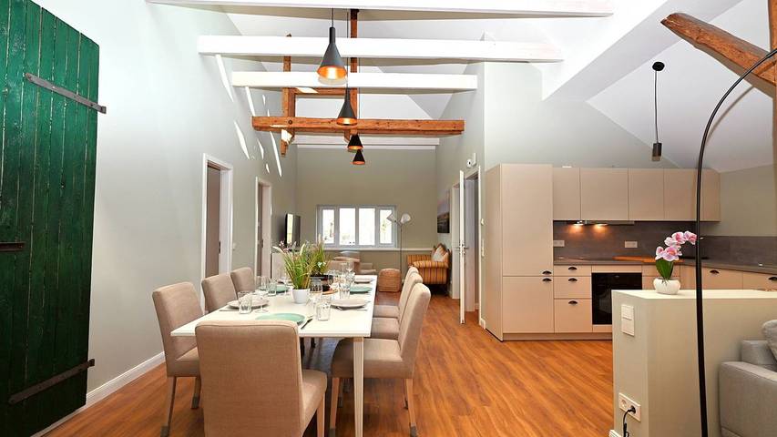 Ferienwohnung für 8 Personen, mit Balkon - 1