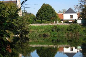 Gîte pour 6 personnes, avec jardin, animaux acceptés à Véretz