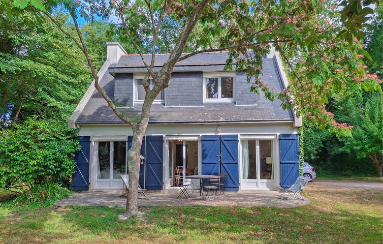 Location de vacances pour 8 personnes, avec jardin à Névez - 2