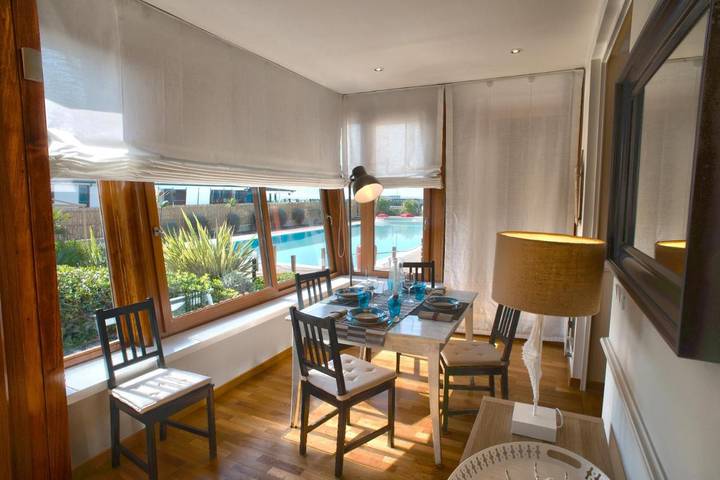 Chalet per 6 persone, con Idromassaggio e Giardino nonché Piscina e Panorama a Viareggio