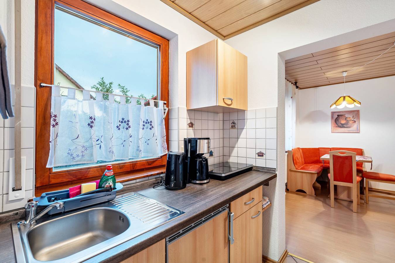 Ganze Wohnung, Apartment 'Am Rain' mit privater Terrasse, privatem Garten und Wlan in Weisenbach, Nordschwarzwald