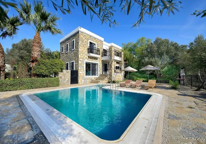 Chalet para 7 personas, con jardín además de vistas y piscina - 1