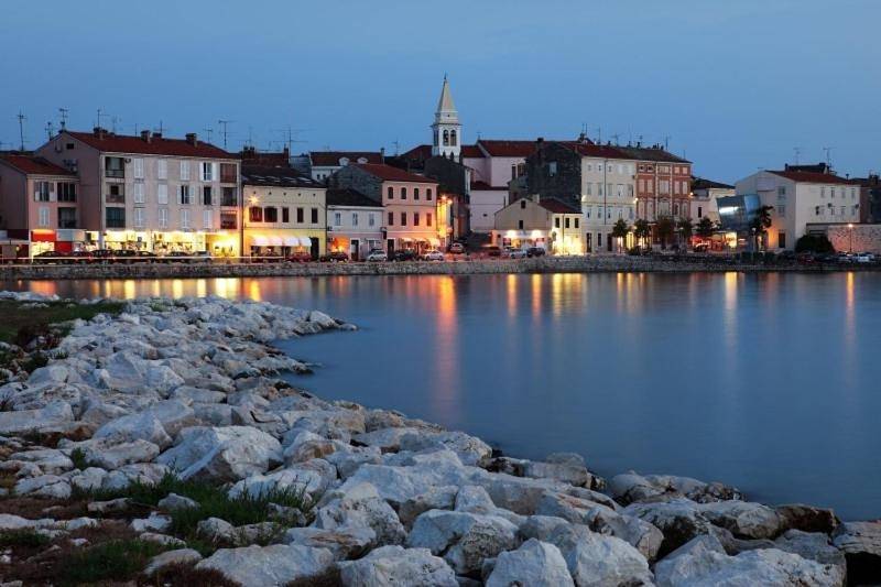 Double Room with Balcony and Sea View in Poreč, Grad Poreč