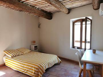 Gîte pour 4 personnes à Puyvert