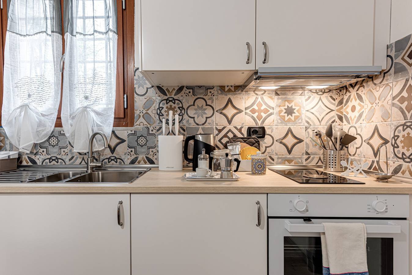 Appartement entier, Appartement 'Nel Cuore Del Rione Del Drago' avec Wi-Fi et climatisation in Pistoia, Province de Pistoia