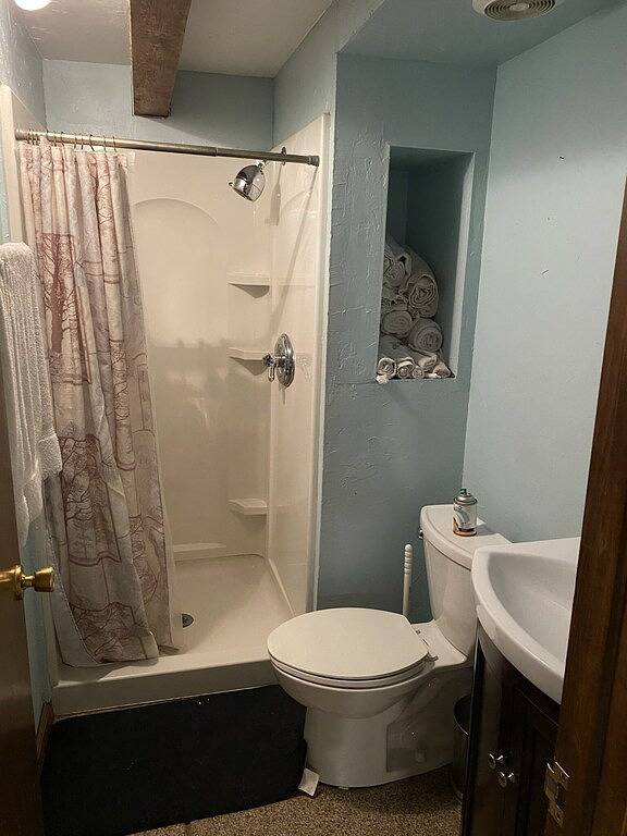 Spacious 5 bedroom house minutes from Red Rocks in Ken Caryl, Jefferson County