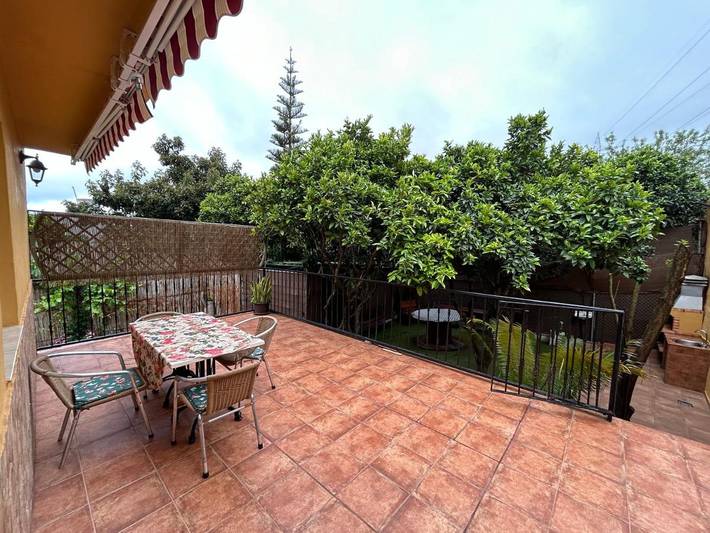 Holiday home for 6 people, with garden and view - 1