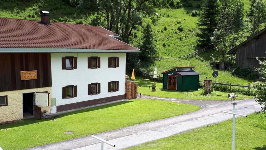 Ferienhaus für 7 Personen, mit Terrasse und Garten sowie Ausblick