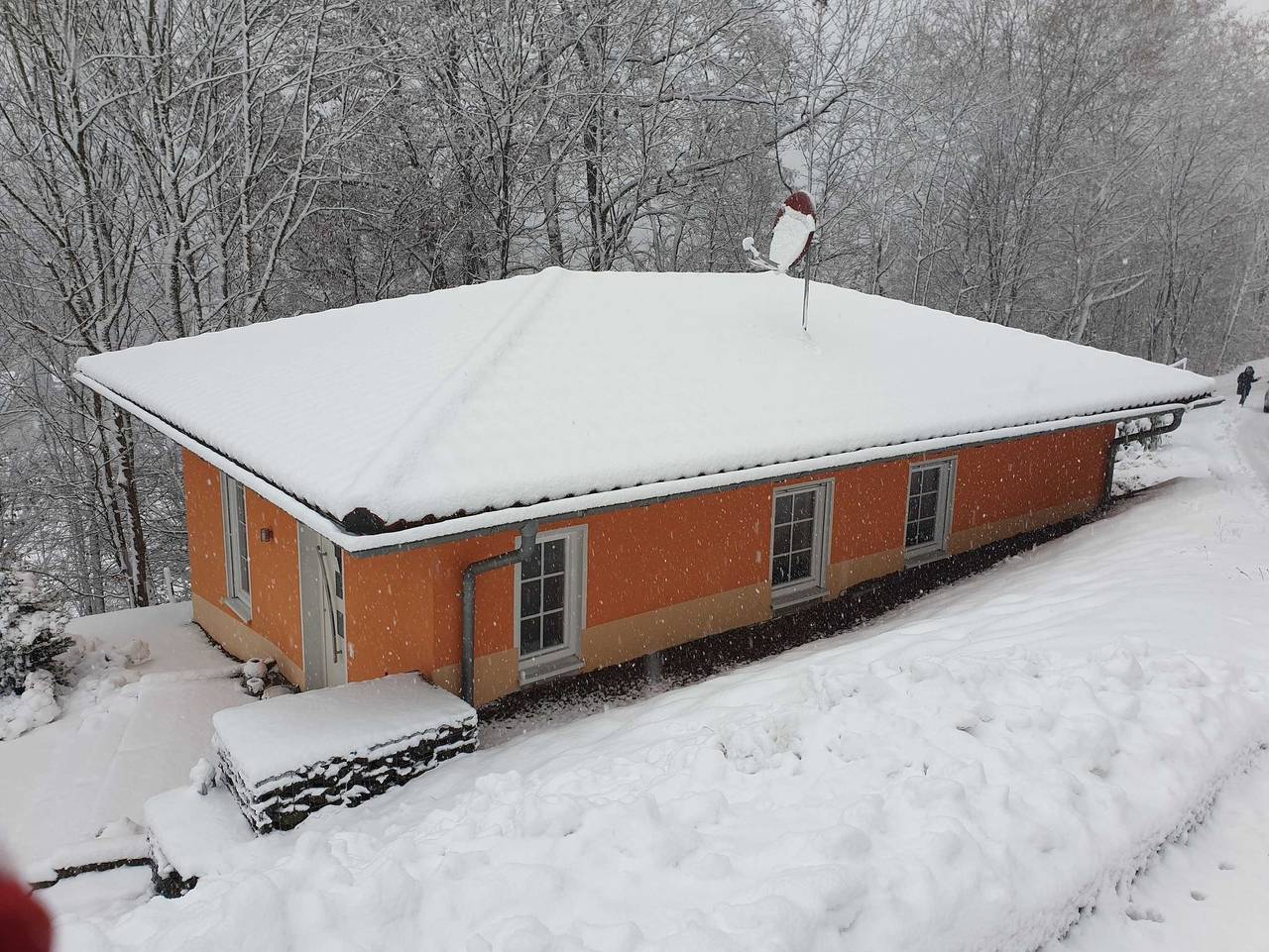 Ganze Ferienwohnung, Ferienhaus - Bungalow - Ferienhaus in Sonneberg, Frankenwald
