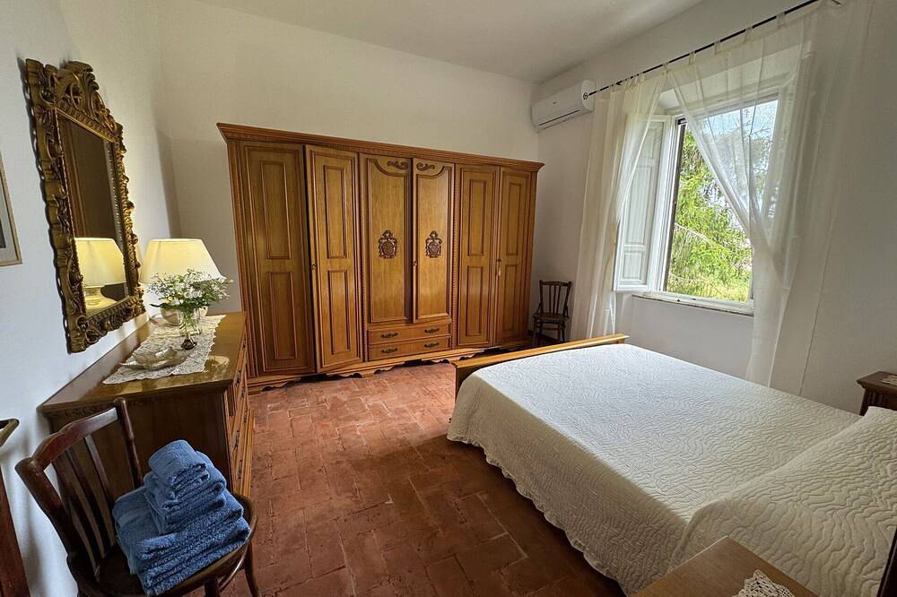 Landhaus in Viareggio mit 4 Schlafzimmern 8 Schlafplätzen in Viareggio, Italienische Riviera