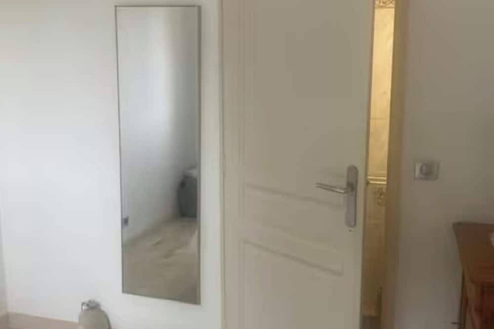 Villa with pool 5km from cannes and its beaches!  in Pégomas, Region de Cannes