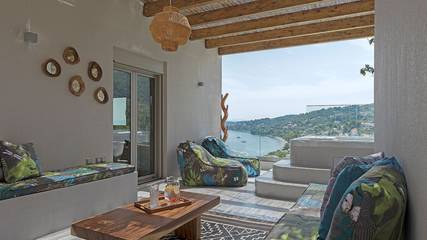 Villa mit pool für 10 Personen, mit Garten und Meerblick sowie Pool auf Skiathos