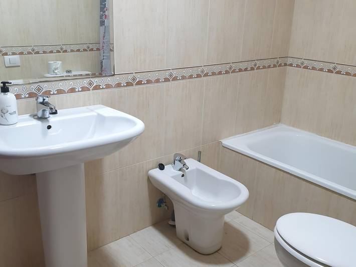 Entire holiday apartment, Apartamento Lardero 3 habitaciones in Lardero, La Rioja Province