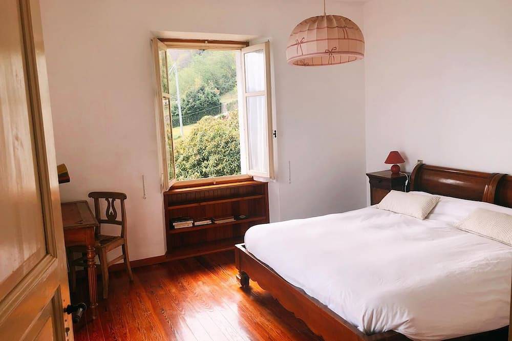 Casa Del Personaggio Lago Maggiore in Comune di Oggebbio, Lago Maggiore (Piemonte)