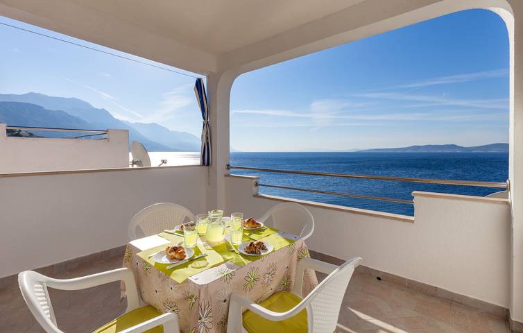 Ferienwohnung für 3 Personen, mit Balkon/Terrasse in Pisak