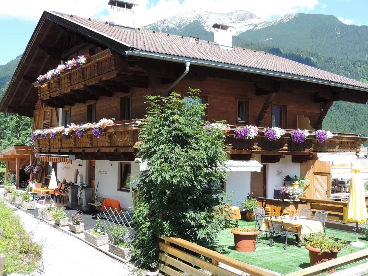 Geheel appartement, Haus Sonja in Lechtal Alps, Lermoos