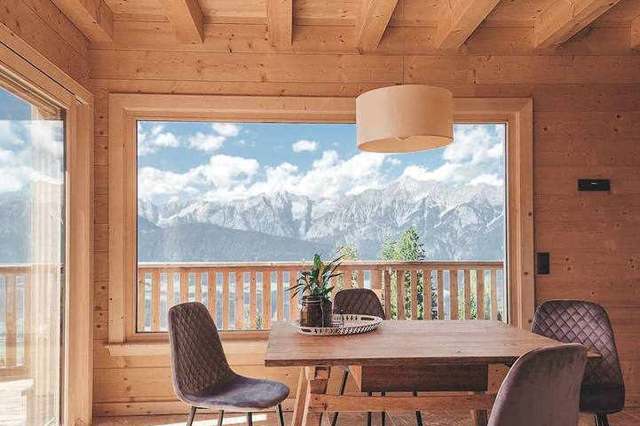 Ferienwohnung für 5 Personen, mit Garten und Pool sowie Balkon in Weerberg