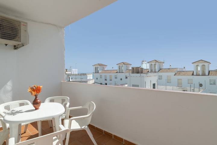 Appartamento vacanze per 4 persone, con balcone, adatto a famiglie con bambini - 1