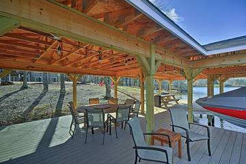 Vacation House for 18 Guests in Lake Anna, Louisa County, Picture 2