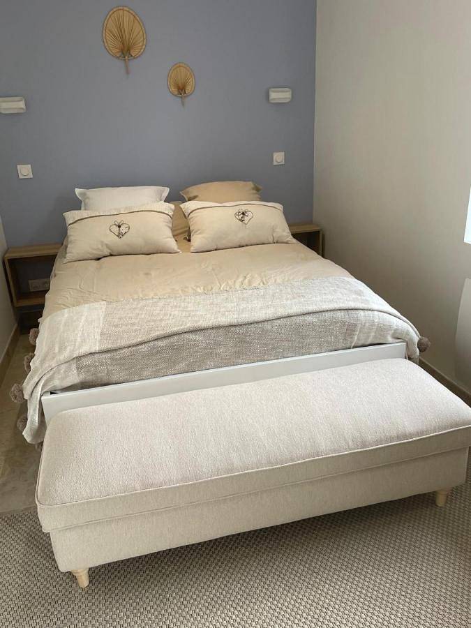 Gîte pour 3 personnes, avec vue ainsi que jardin et terrasse à Saint-Germain-du-Bois - 4