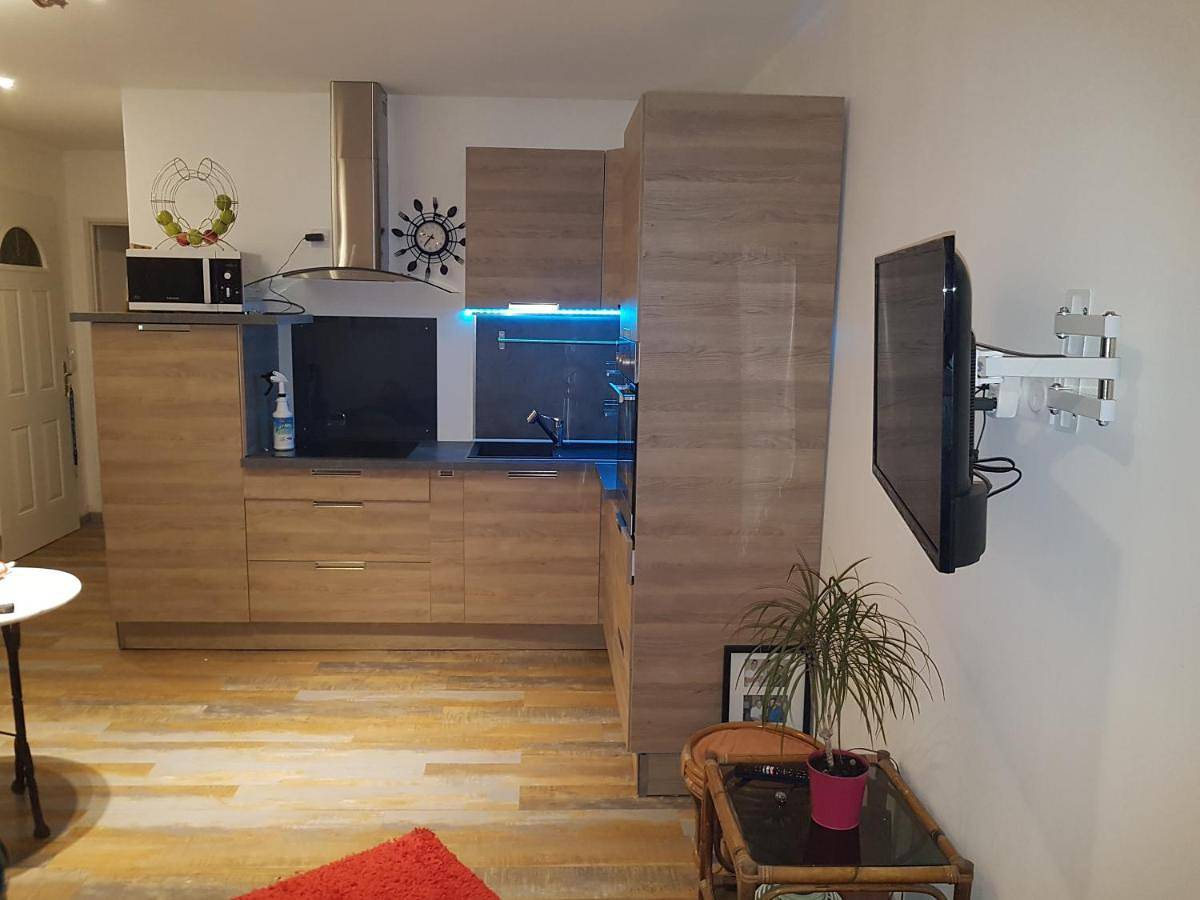 Appartement au coeur des vignes region pic st Loup in Claret, Côte méditerranéenne (France)