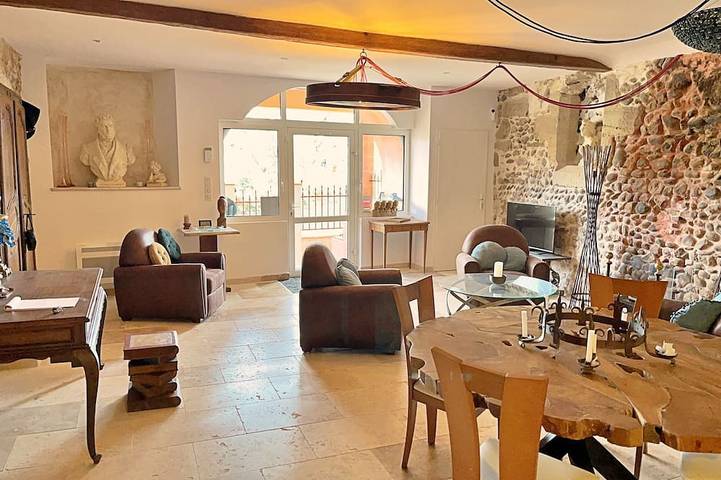 Appartement entier, Le 1693 - 4* Charme & Confort au cœur du Pays Cathare avec Jacuzzi in Limoux, Région de Limoux