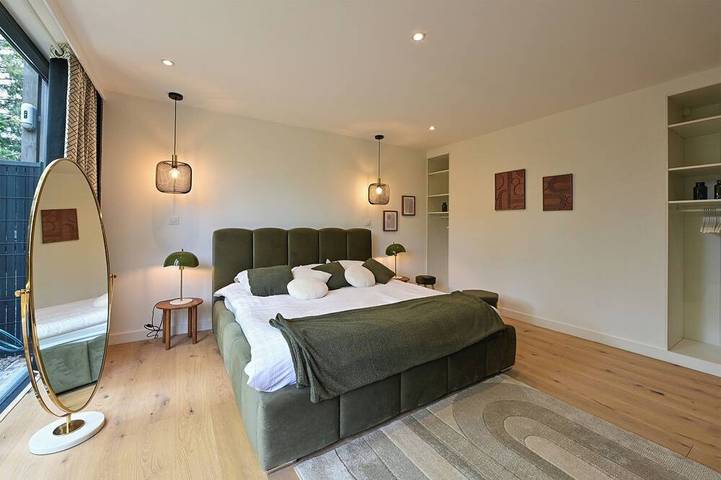 Extraordinaire Villa 5 étoiles 12 personnes 7 min Lille in Marcq-en-Barœul, Lille region