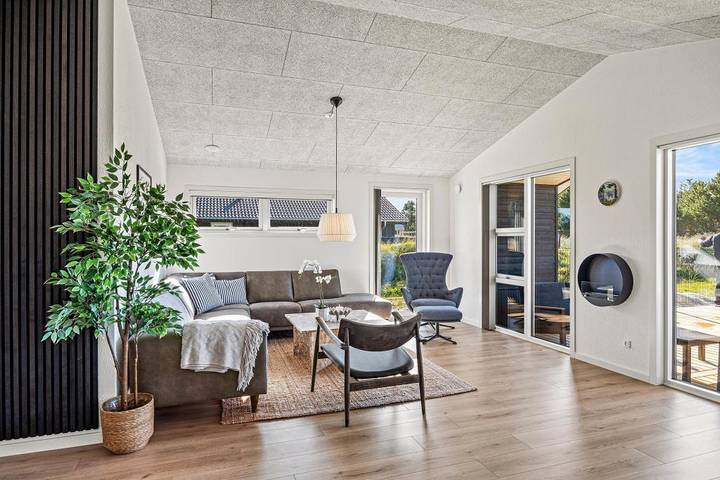 Discover your dream holiday home in Blåvand: Solhaven 9 in Blavand, Región de Varde