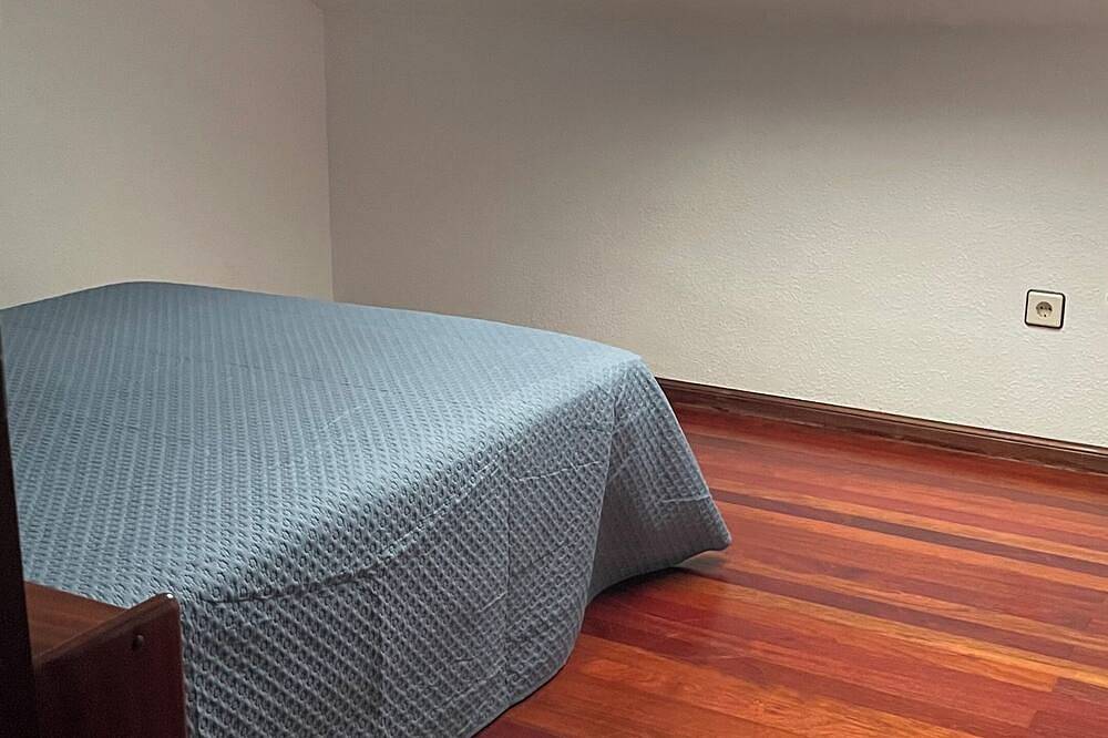 Entire apartment, Apartment Centro y Mar in Llanes in Llanes, Costa Verde (Spain)