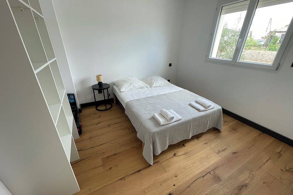Luxury 5-bedroom villa Mountain view 5 minutes from the beach in Venzolasca, Corte region