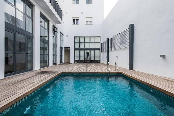 Apartamento para 6 personas, con piscina y terraza en San Lorenzo (Sevilla)