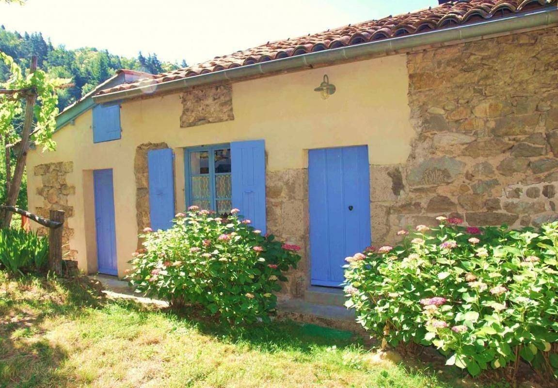 Maison de vacances pour 4 personnes avec balcon in Labatie-d'Andaure, Parc naturel régional des Monts d'Ardèche