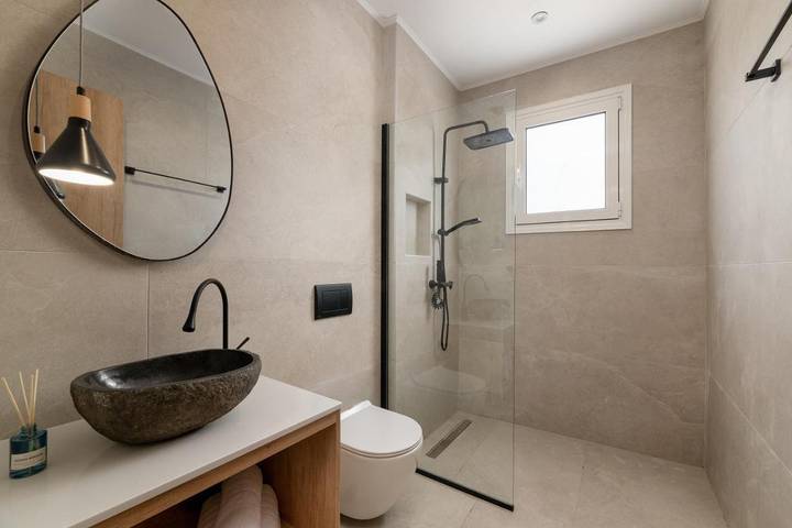 Ferienwohnung für 4 Personen, mit Terrasse und Whirlpool in Archangelos - 4
